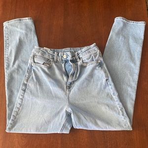 American Eagle Curvy Mom Jeans